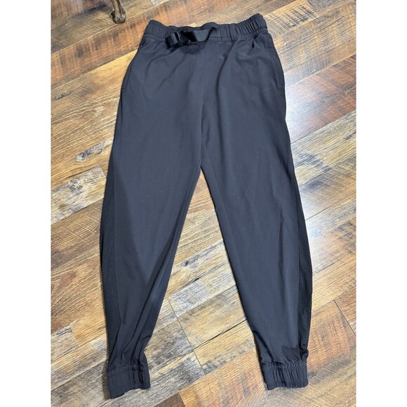 Athleta Quest Jogger Women’s 4 Belted Pants Black Mesh Sides Stretch Active - Picture 1 of 6